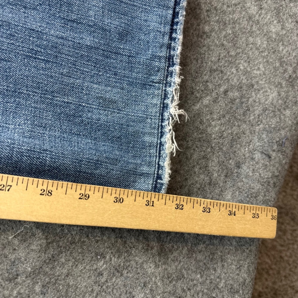 7 For All Mankind Flare Jeans Womens 28x31 Blue Distressed Cotton Made in USA - Picture 9 of 12